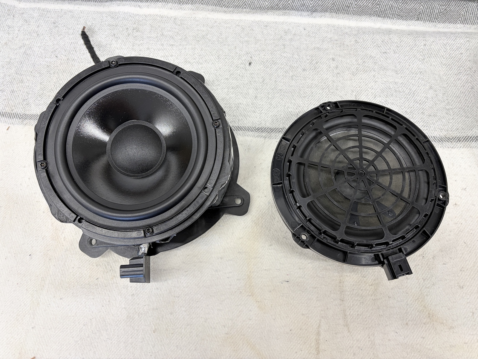 Opel Mokka E - Advanced Sound Upgrade
